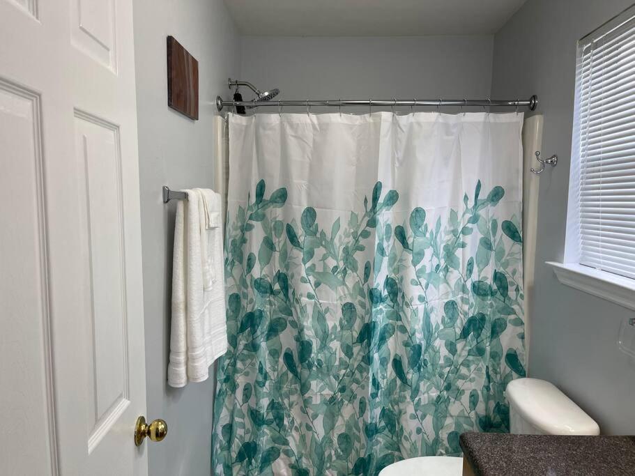 Cheerful 3-Bedrooms With Free Parking On Premises Tallahassee Exteriör bild